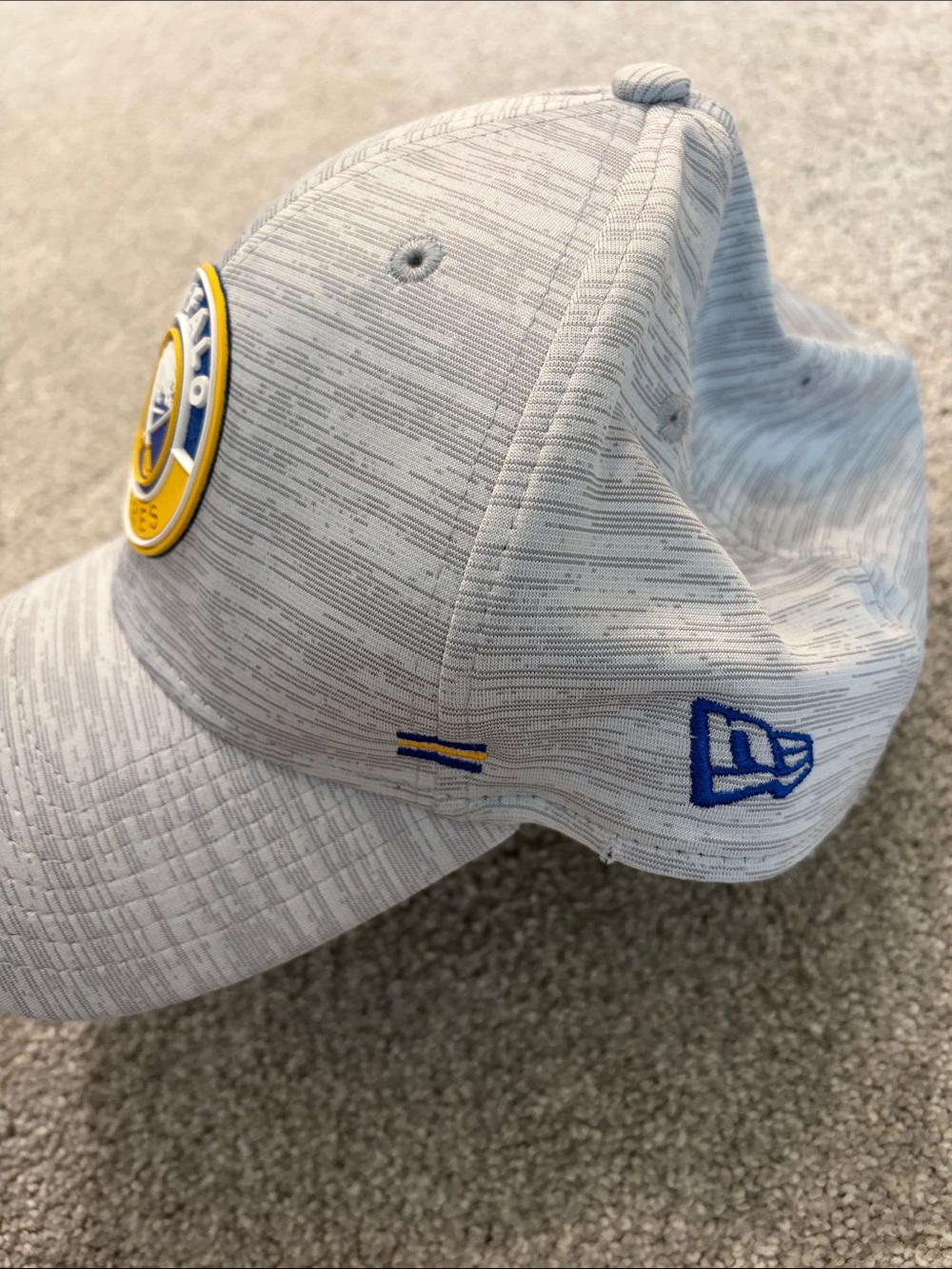 New Era Buffalo Sabres stretch Fit Cap - Picture 3 of 5